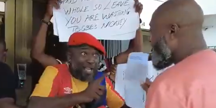 Hearts fans prevent the club’s MD from accessing office, accuse him of being incompetent 1 hearts fans prevent the clubs md from accessing office accuse him of being incompetent