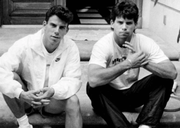 Judge resentences Menendez brothers over 1989 murders