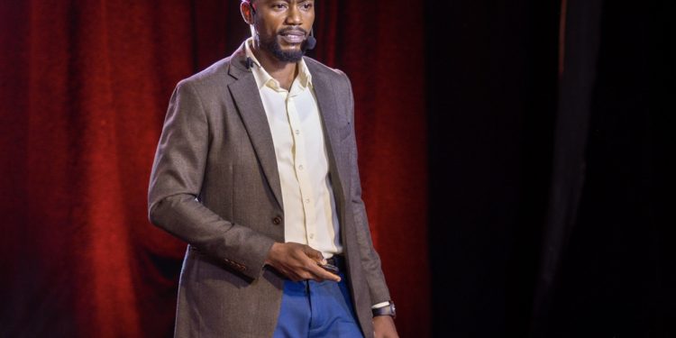 kojo pjay wins comic writer of the year at 2025 ghana comedy awards