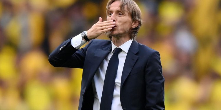 modric to leave real madrid after club world cup