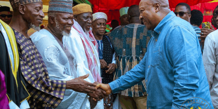 photos mahamas thank you tour to bono east region