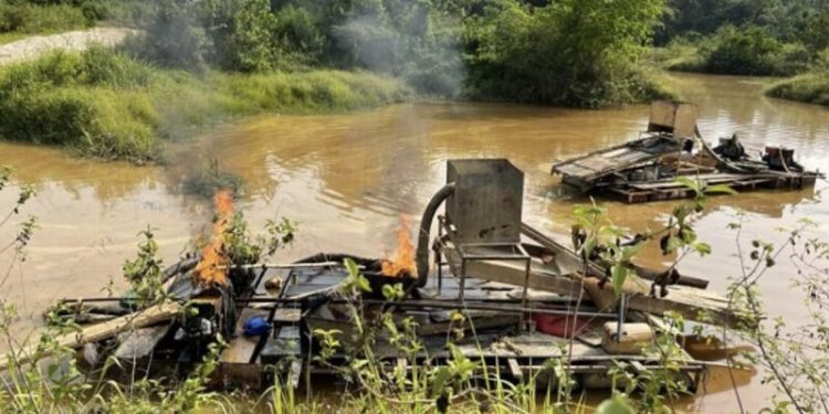 police destroy 120 changfang machines at wassa gyapa