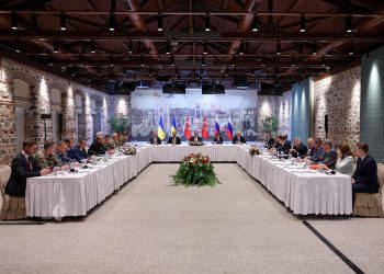 Russia and Ukraine officials meet for first direct talks since 2022