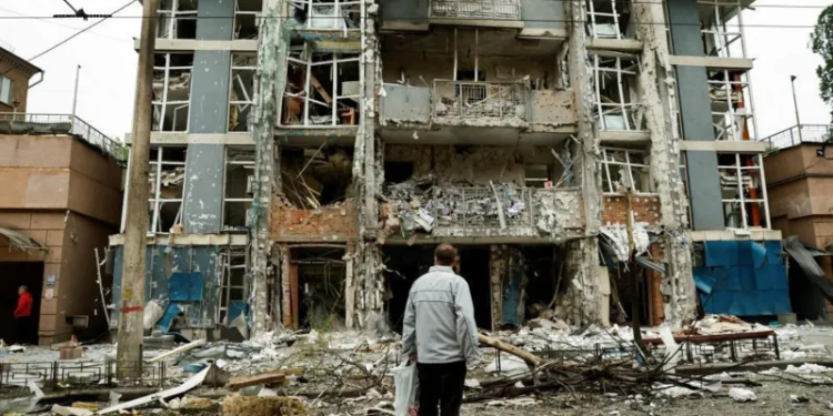 russia intensifies strikes across ukraine