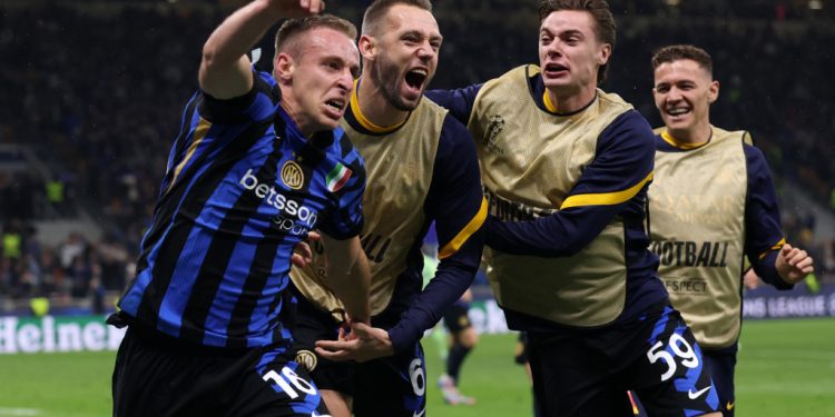 sulley muntari roots for mature inter to win ucl trophy