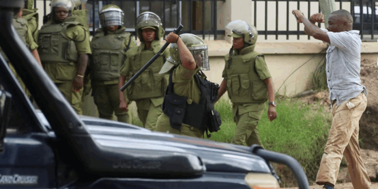tanzania arrests opposition official travelling to political conference