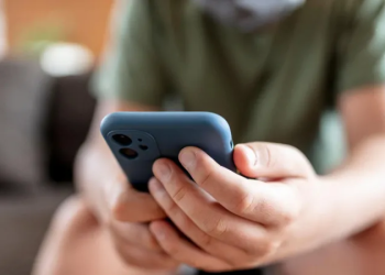 Two porn sites investigated for suspected age check failings