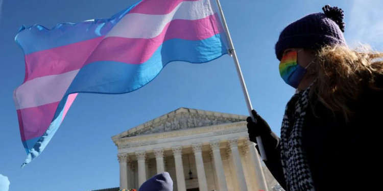 us supreme court allows trump to enforce transgender military ban