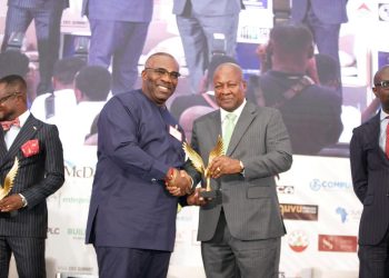 VRA acting CEO honoured at 2025 CEO Summit