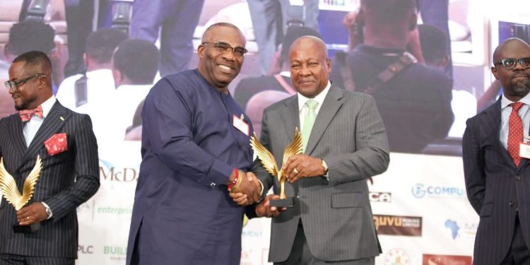 vra acting ceo honoured at 2025 ceo summit