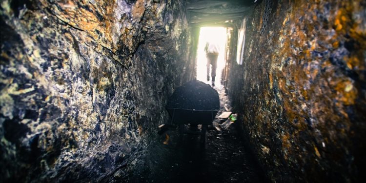 at least 50 killed in sudan gold mine collapse