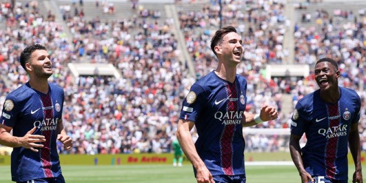 cwc 2025 psg run riot against 10 man atletico madrid