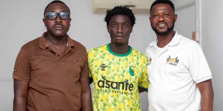 emmanuel kontor joins bibiani gold stars on three year deal