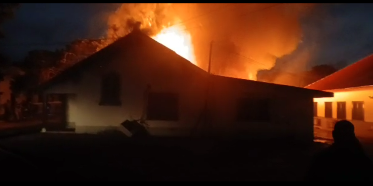 fire destroys offices at korle bu teaching hospital