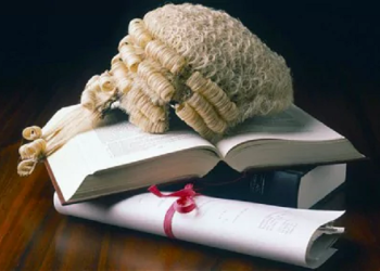 Former Law School Director calls for overhaul of outdated legal education system