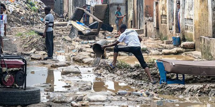 heavy rains in dry season cause havoc in dr congos capital