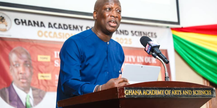intellectuals must reclaim their role in strenghtening democracy in ghana yaw nsarkoh