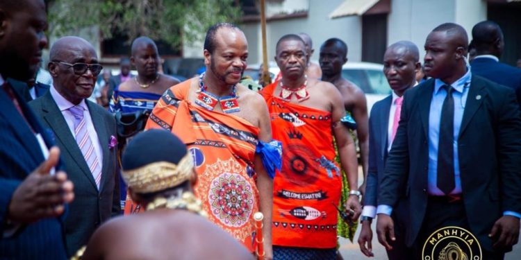 king of eswatini pushes for strong collaboration between political and traditional leadership for sustained development