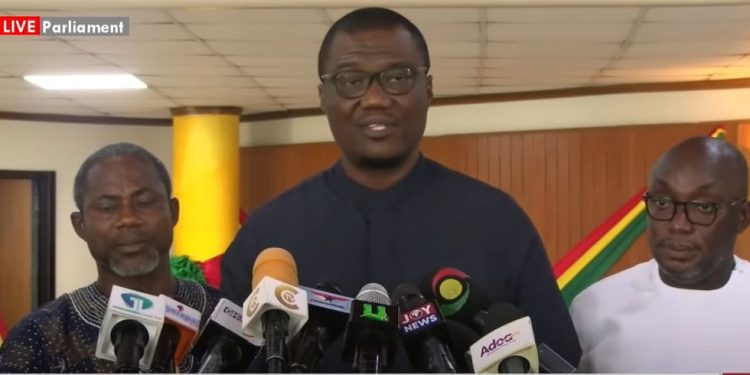 minority slams government over poor handling of nurses strike