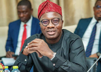 Parliament lauds nurses and midwives for calling off strike