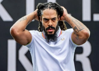 Police launch criminal investigation into Bob Vylan and Kneecap Glastonbury sets