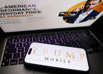 Trump Organisation enters mobile phone business
