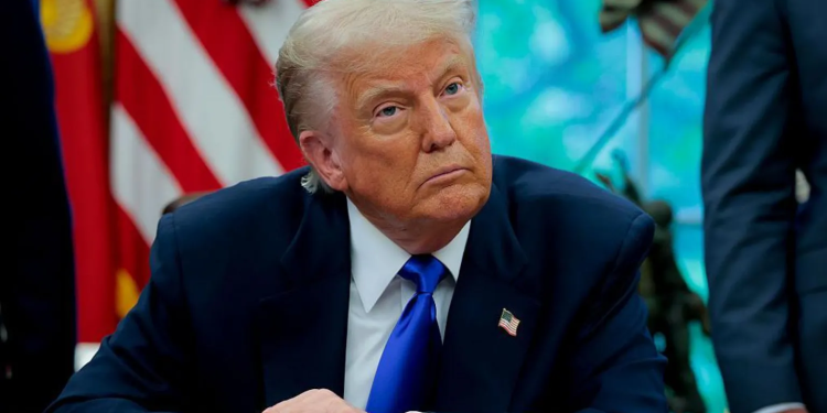 Trump signs proclamation banning travel from 12 countries including Congo, Libya, Sudan 1 trump signs proclamation banning travel from 12 countries including congo libya sudan