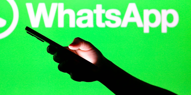 whatsapp to start showing more adverts in messaging app