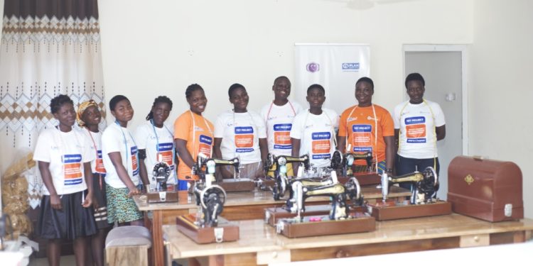 write for world graduates 30 females in entrepreneurship and fashion design programme