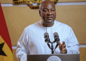 Bawku conflict: Your support to Otumfuo is commendable – Prez Mahama to Naa Yiri