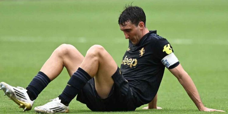 fifa cwc ten juventus players asked to be replaced during loss to real madrid as brutal conditions take toll in miami