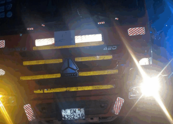 Firefighters rescue trapped victim in Kumasi-Shama road crash