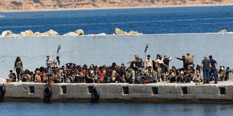 greece suspends asylum applications for migrants from north africa