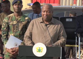 Mahama pledges 70% world market cocoa price to farmers