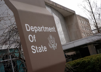 Over 100 former senior officials warn against planned staff cuts at US State Department