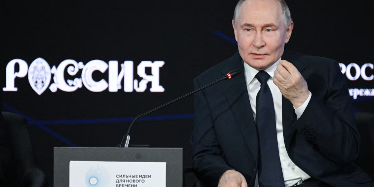 putin tells trump he wont back down from goals in ukraine kremlin says