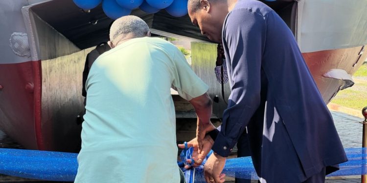 regional maritime university receives workboat cash support from modec