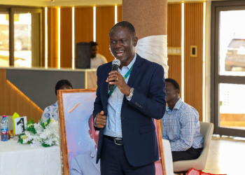 Registrar Andrews Boateng honoured as he retires from KNUST