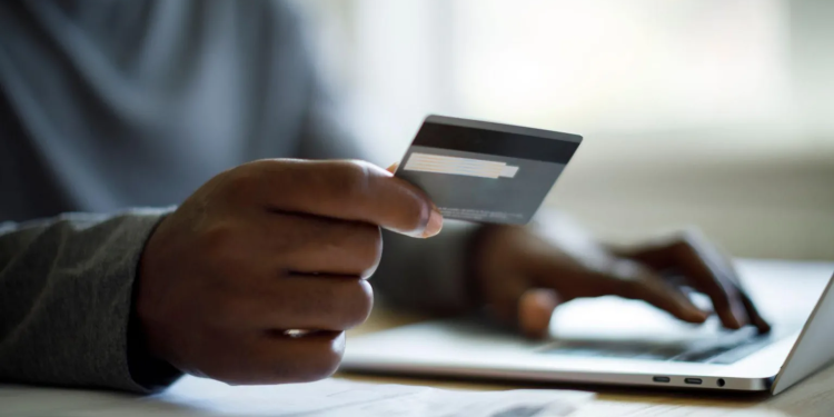 singapore police can now seize bank accounts to stop scams