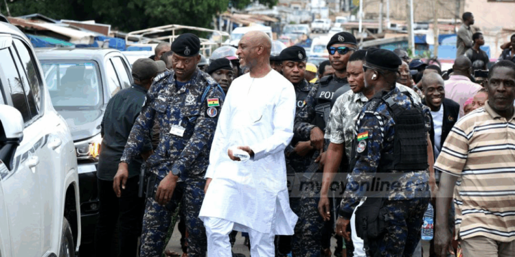 what happened in ayawaso west wuogon shouldnt be repeated defense minister