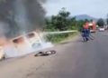 Woman killed, vehicle destroyed in Apadwa highway crash
