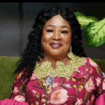 Legendary Yaw Sarpong’s backing vocalist Maame Tiwaa passes on 4 Legendary Yaw Sarpong’s backing vocalist Maame Tiwaa passes on