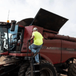 Trump to unveil $12bn farm aid package