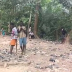 Residents of Numereso forced to climb mountain for mobile network access