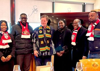 Democracy Cup: Bagbin presents ‘Fugu’ to Sunderland officials