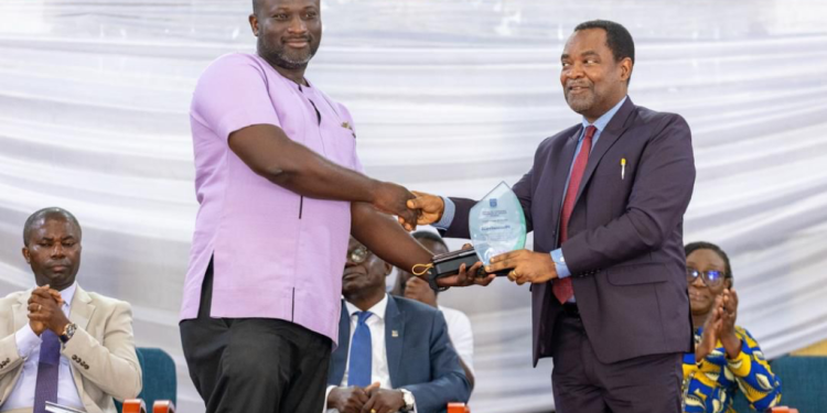 Dr Anthony Adjiepong’s Pharmatrust Pharmacy receives top recognition at UG’s White Coat ceremony 1 dr anthony adjiepongs pharmatrust pharmacy receives top recognition at ugs white coat ceremony