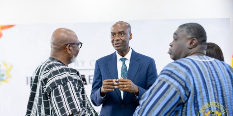 Finance Minister holds first investor town hall since 2021, signals strong recovery path 1 finance minister holds first investor town hall since 2021 signals strong recovery path