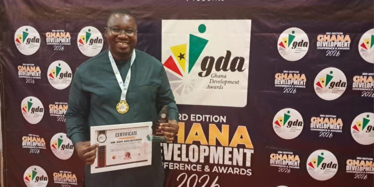 kofi adu domfeh honoured with excellence in climate journalism and advocacy award