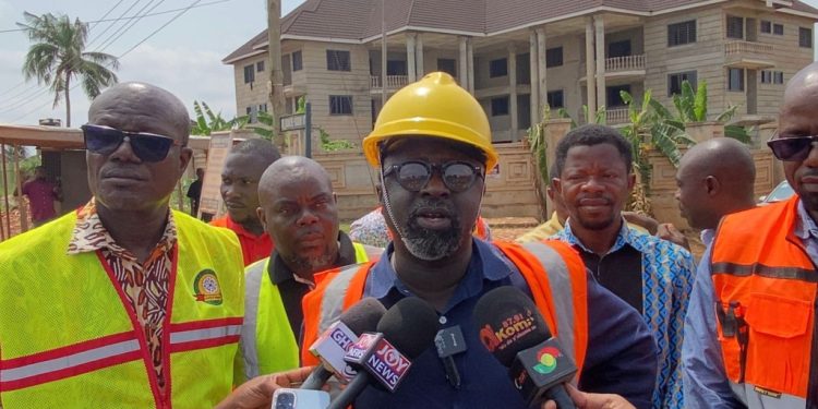 kumasi mayor inspects key inner road projects promises major upgrade of road infrastructure