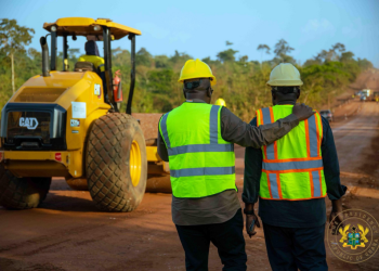 Mahama inspects Jinijini–Sampa road as part of “Resetting Ghana Tour”